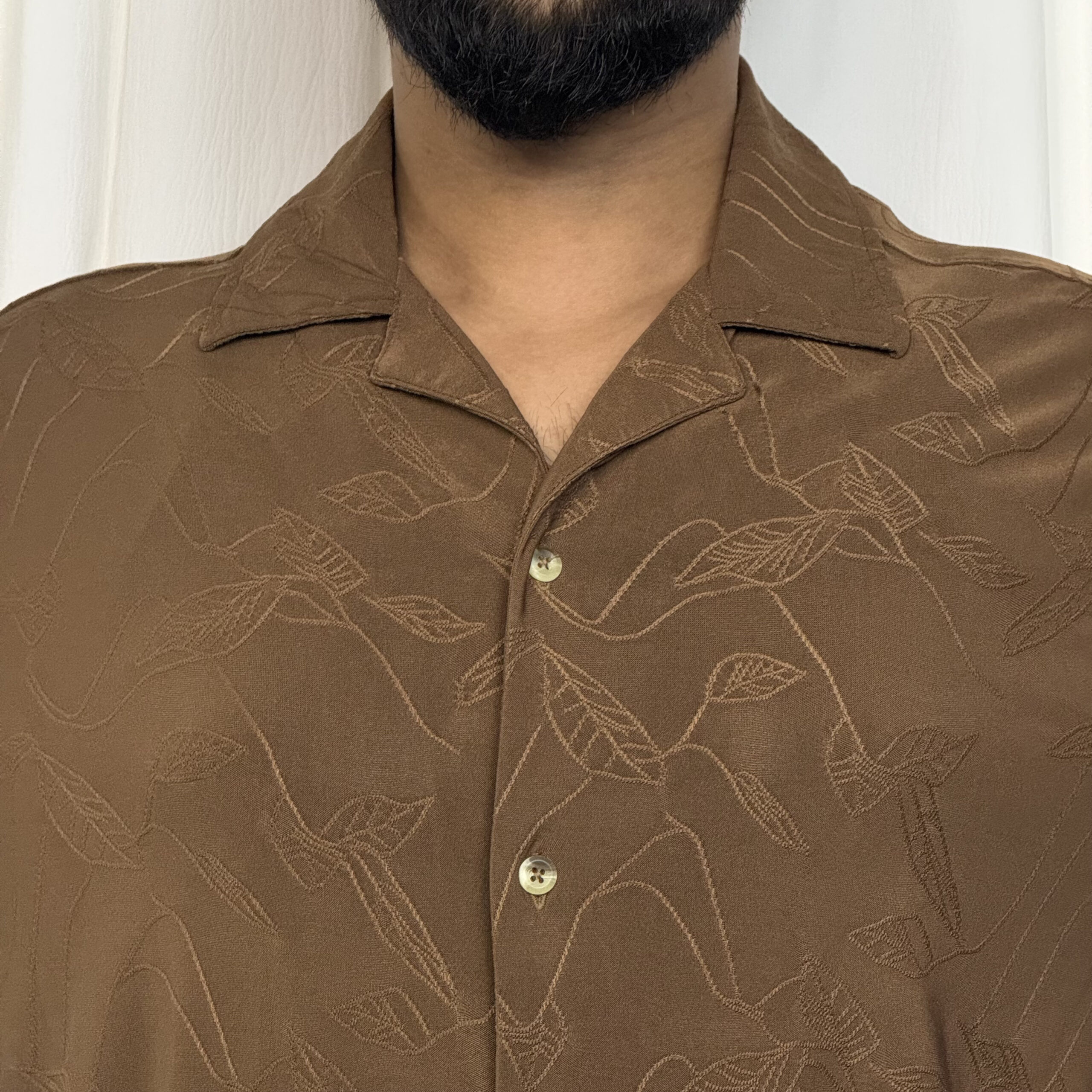 Royal Cubon Collar Knit Leaf Design Half Sleeve For Men Golden - Image 3